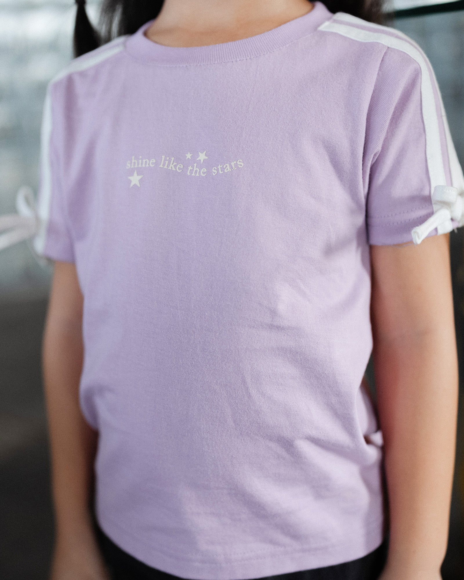 Bow Graphic Tee