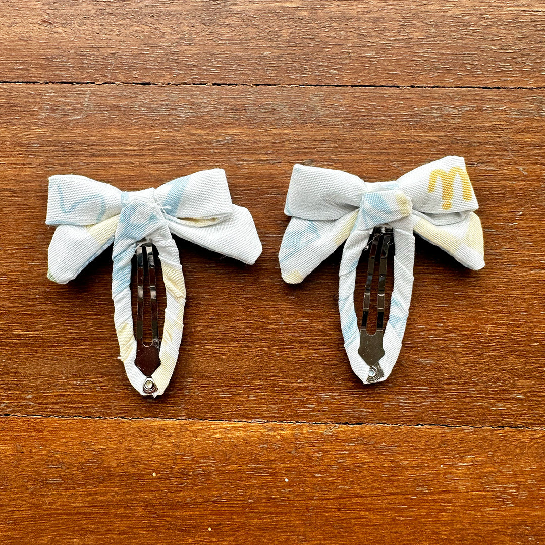Tinsel Bow Click Clack